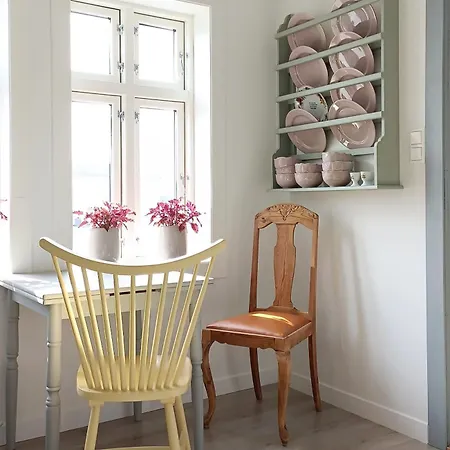 Bellahuset - Charming House In Centre Ulsteinvik