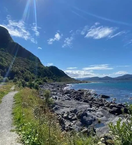 Tatil Evi Bellahuset - Charming House In Ulsteinvik