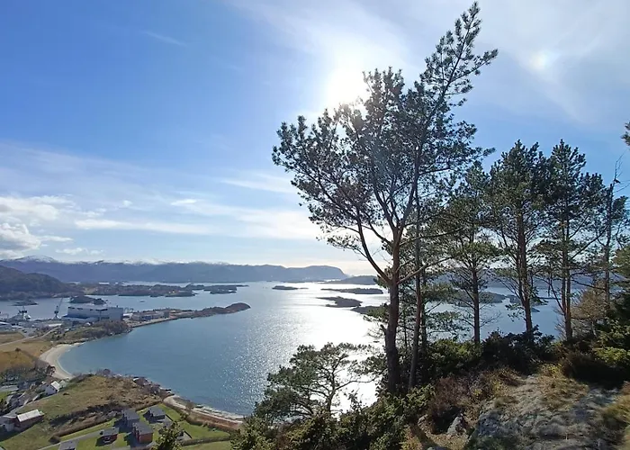 Tatil Evi Bellahuset - Charming House In Ulsteinvik